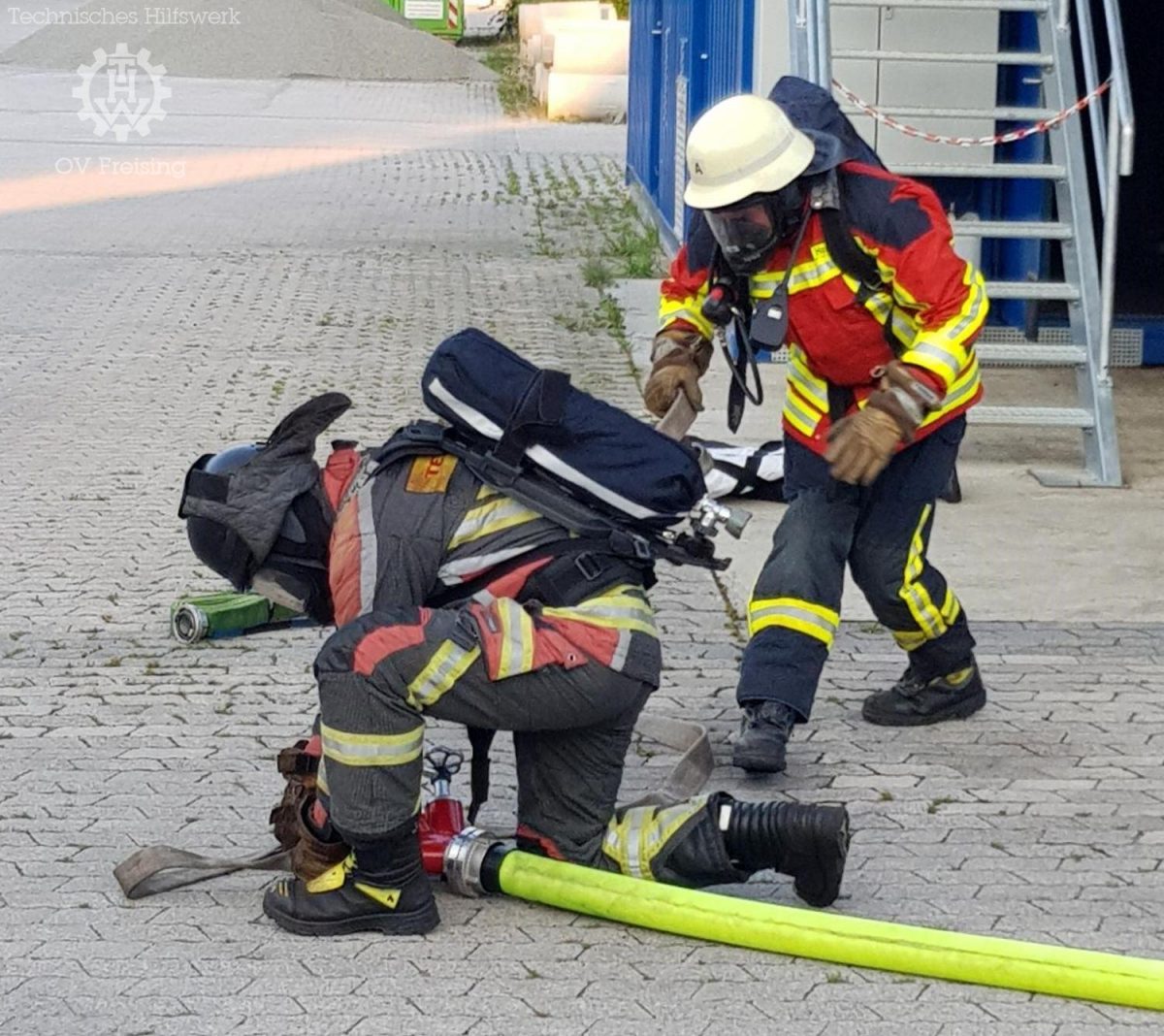 THW Helfer Meistern Atemschutzleistungsbewerb in Bronze