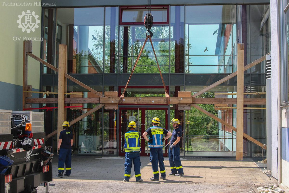 Bayerischen Abstützspezialisten üben gemeinsam in Weilheim