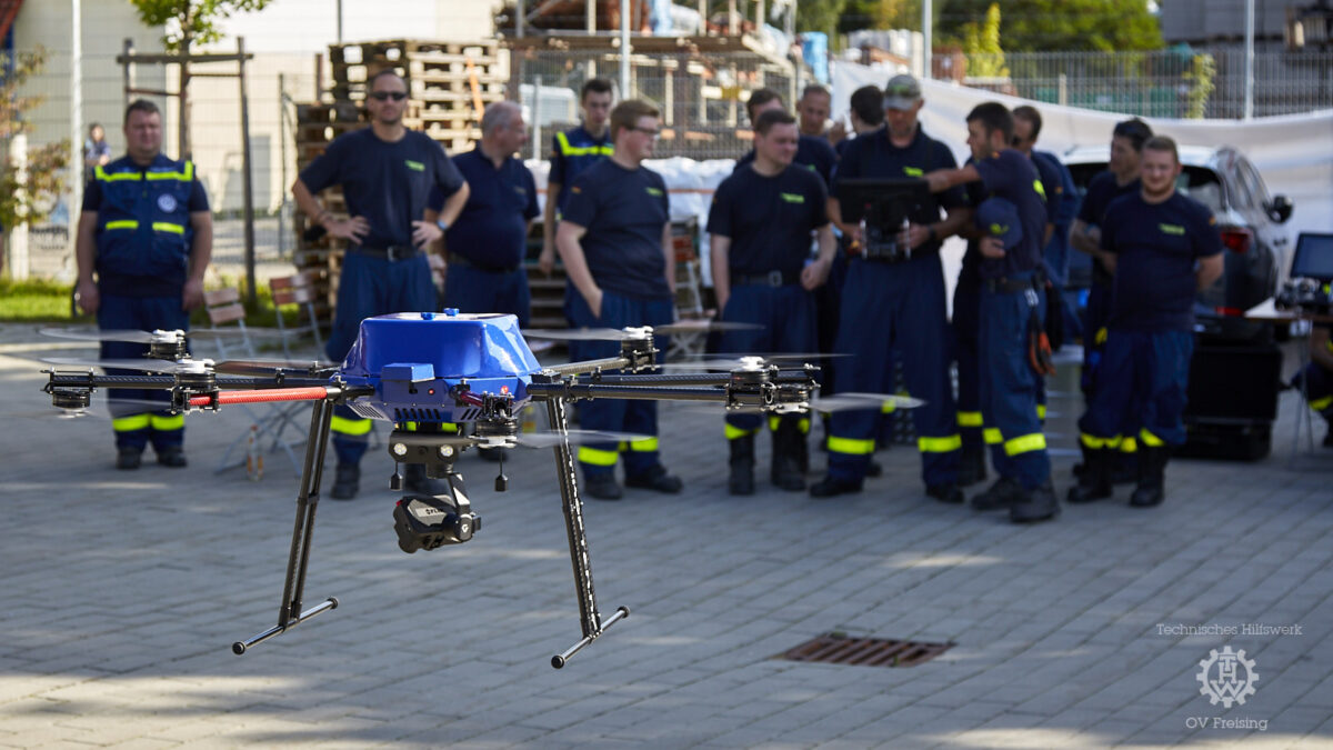 Bayerische Trupps „Unbemannte Luftfahrtsysteme“ treffen sich in Freising