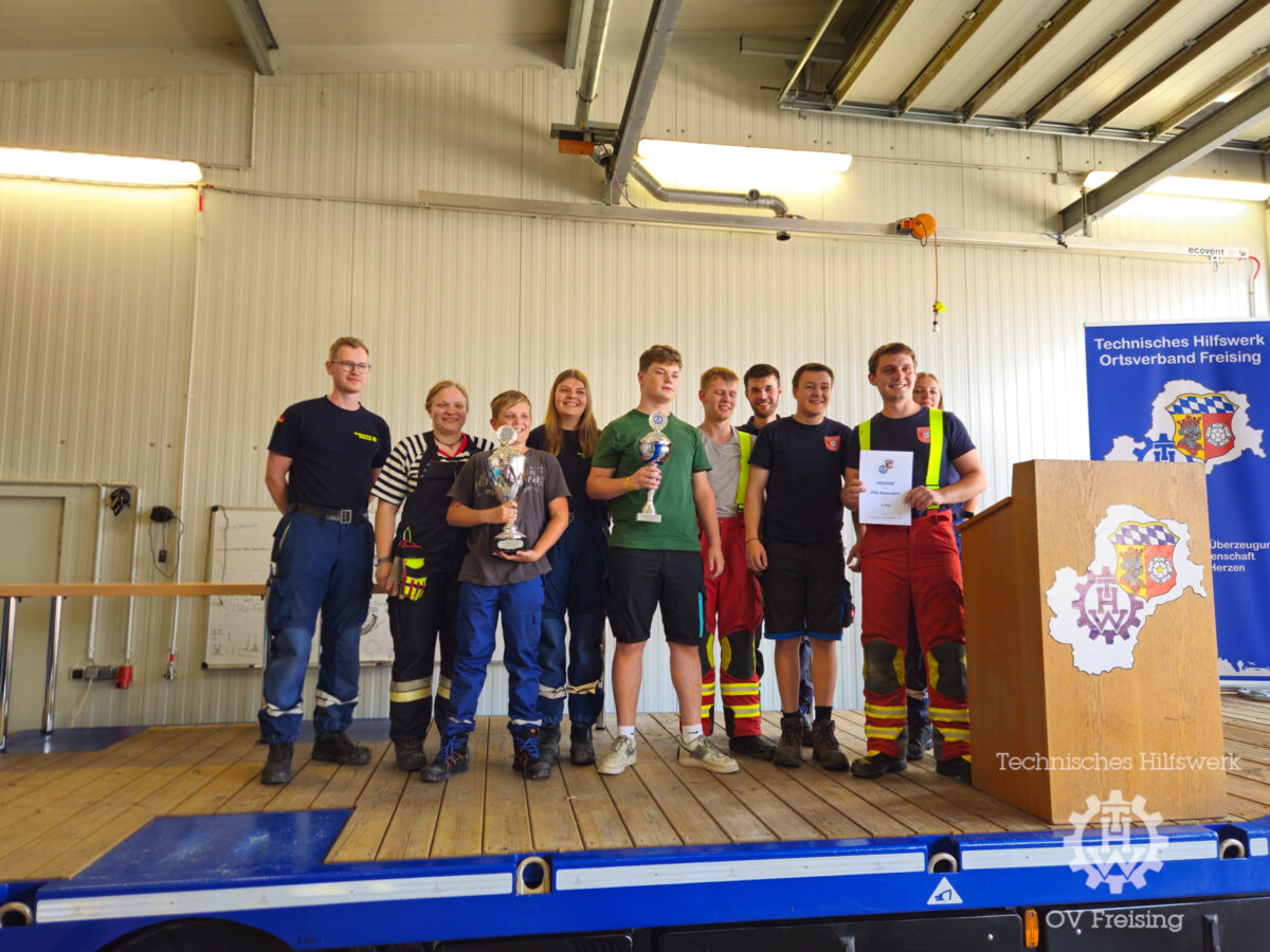 THW Freising richtet Orientierungsfahrt im Landkreis Freising aus
