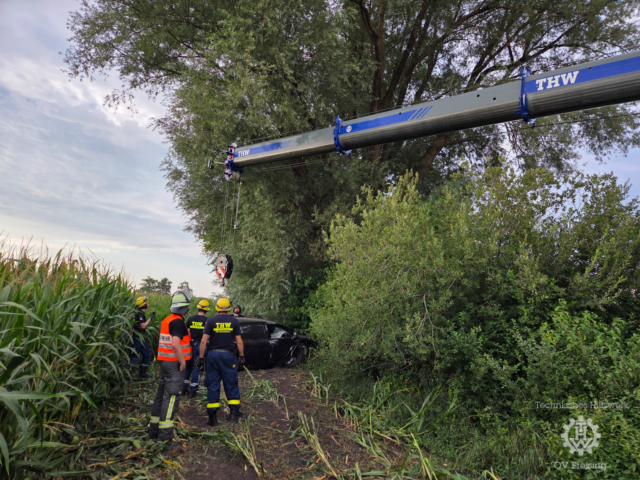 Kraneinsatz Verkehrsunfall (1 von 8)