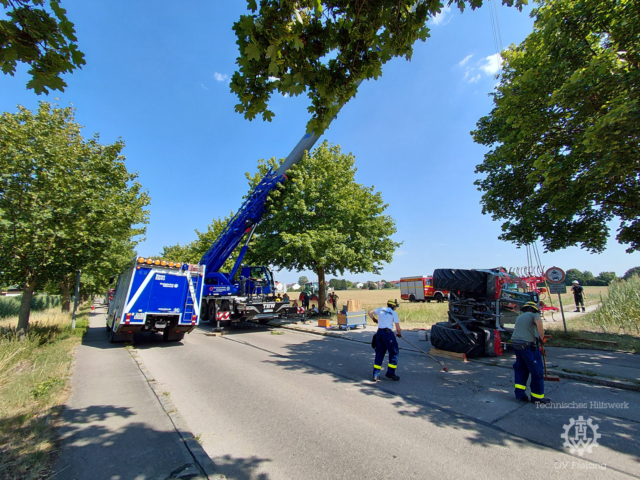 Kraneinsatz Verkehrsunfall (6 von 6)